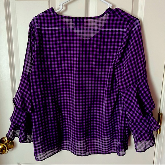 Size: Small - Picture 2 of 3